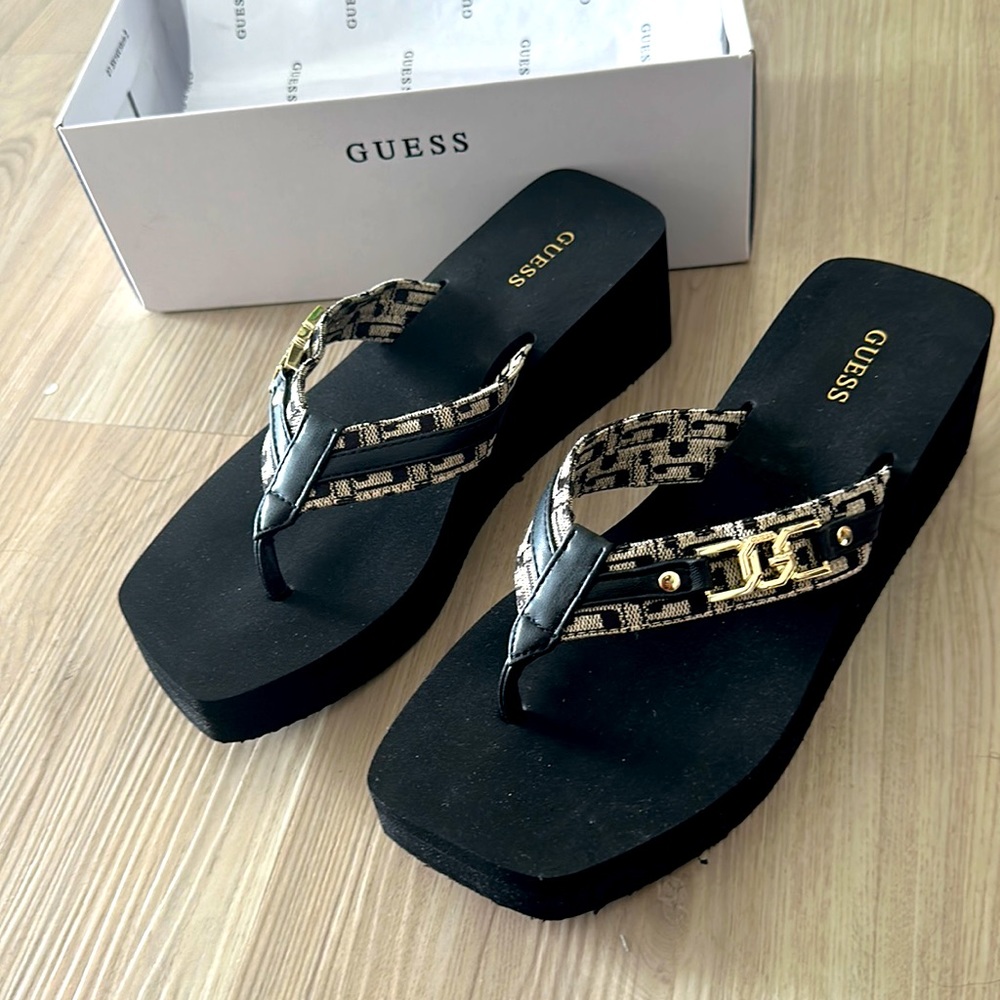 Women's Ediva Wedge Thong Sandals